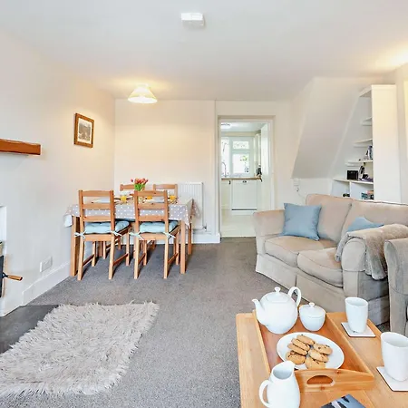 2 Bed In Sz005 Holiday home