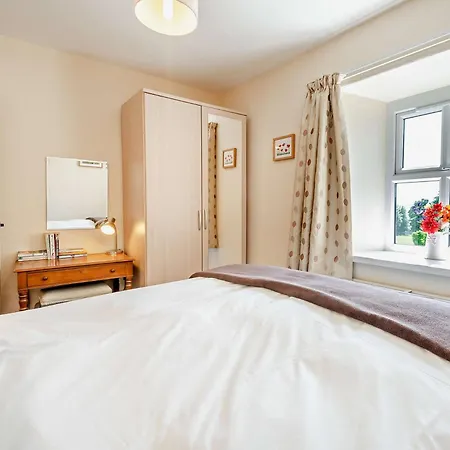 2 Bed In Sz005 Holiday home